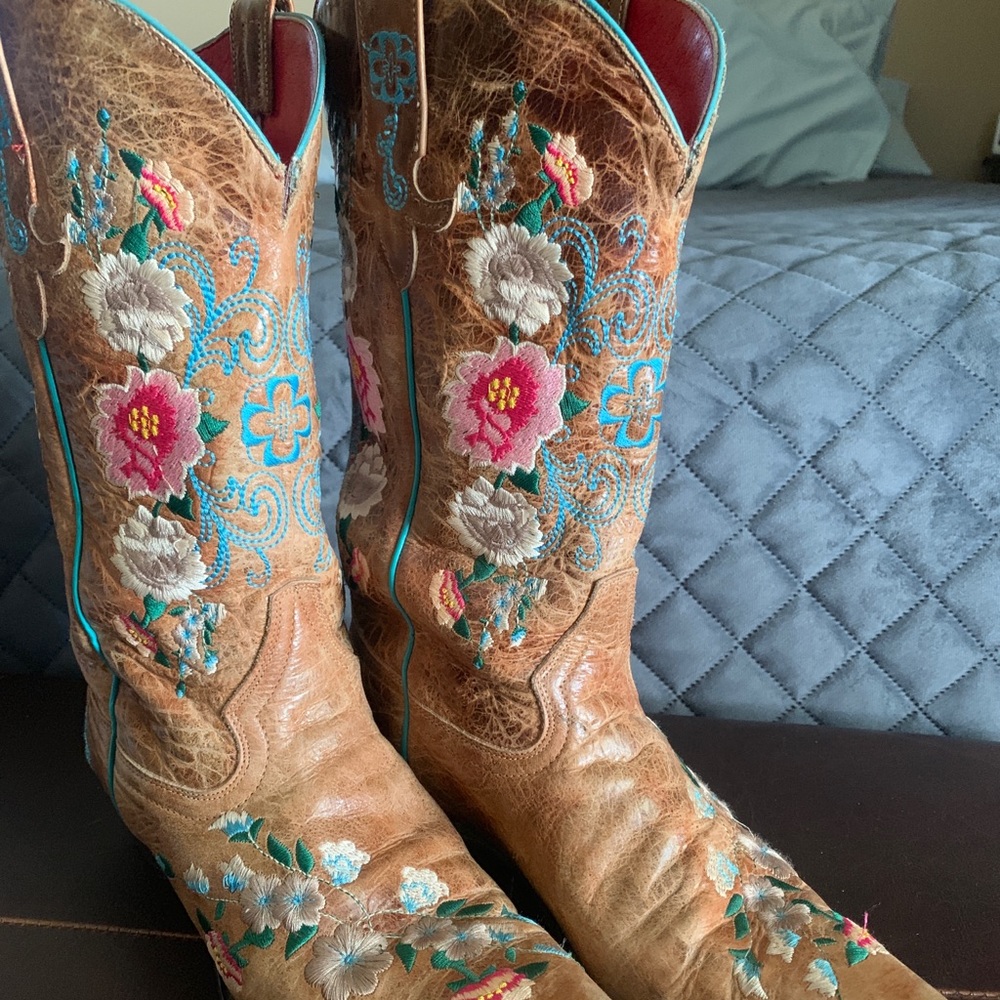Macie Bean boots